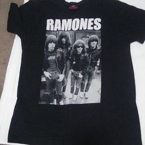 Ramones tshirt